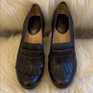 Frye distressed brown moccasin loafer (size 7)